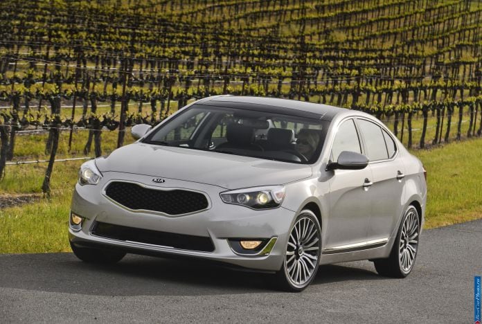 2014 Kia Cadenza - фотография 35 из 102