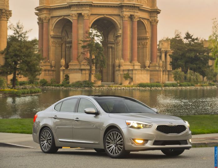 2014 Kia Cadenza - фотография 37 из 102
