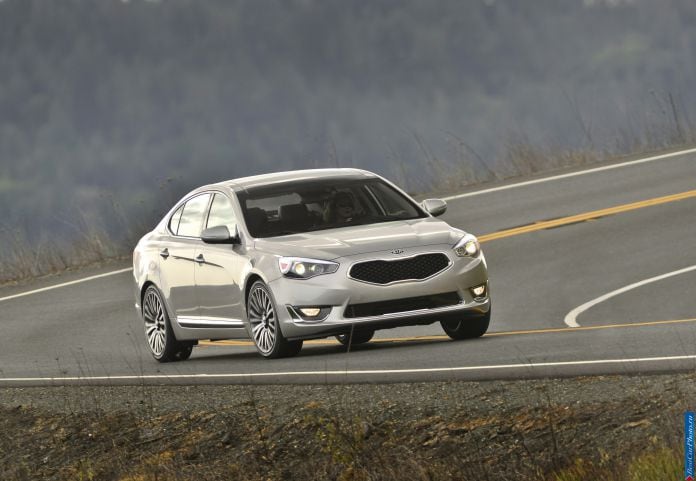2014 Kia Cadenza - фотография 46 из 102