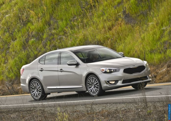 2014 Kia Cadenza - фотография 47 из 102