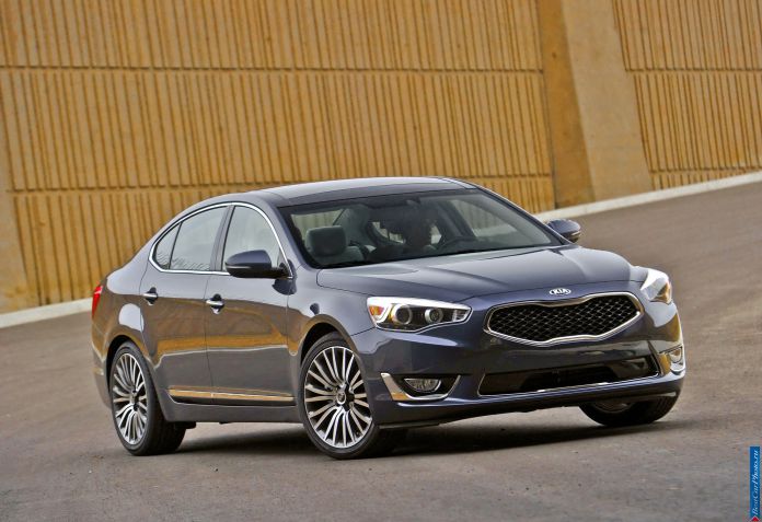 2014 Kia Cadenza - фотография 59 из 102