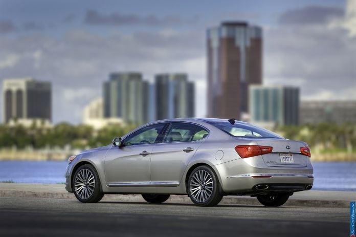 2014 Kia Cadenza - фотография 66 из 102