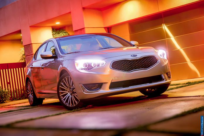 2014 Kia Cadenza - фотография 67 из 102