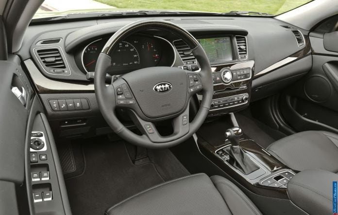 2014 Kia Cadenza - фотография 80 из 102