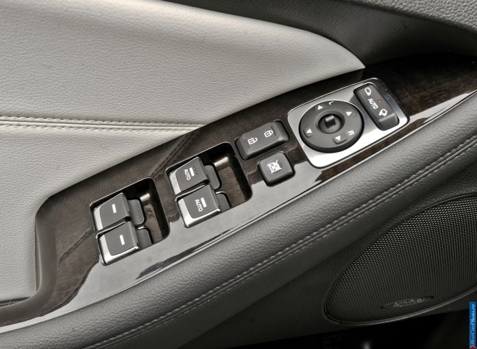 2014 Kia Cadenza - фотография 84 из 102