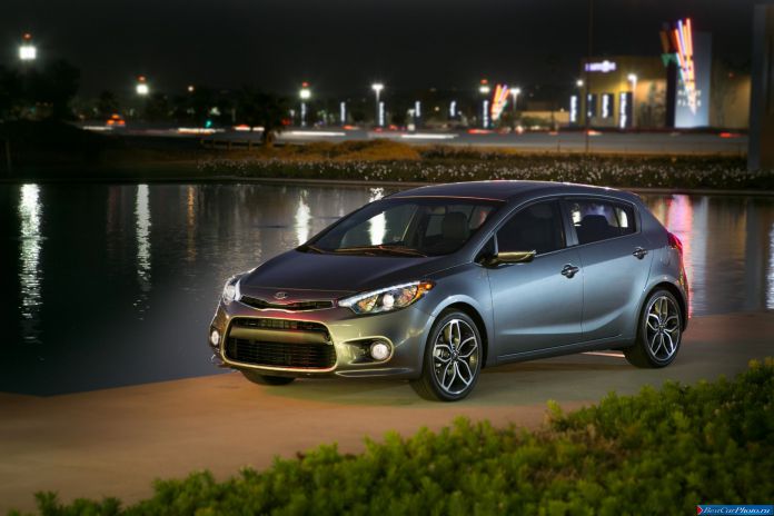2014 Kia Cerato 5-door - фотография 4 из 61