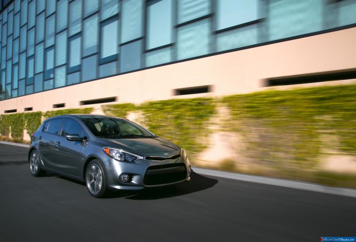 2014 Kia Cerato 5-door - фотография 21 из 61
