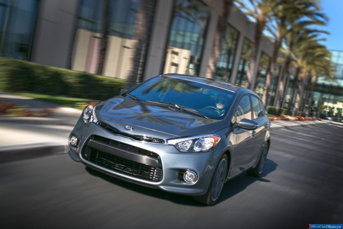 2014 Kia Cerato 5-door - фотография 28 из 61