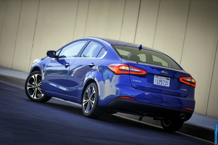 2014 Kia Cerato/Forte - фотография 10 из 31