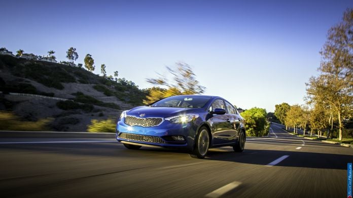 2014 Kia Cerato/Forte - фотография 14 из 31