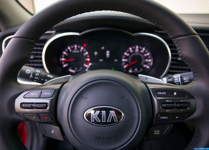 2014 Kia Optima - фотография 27 из 50