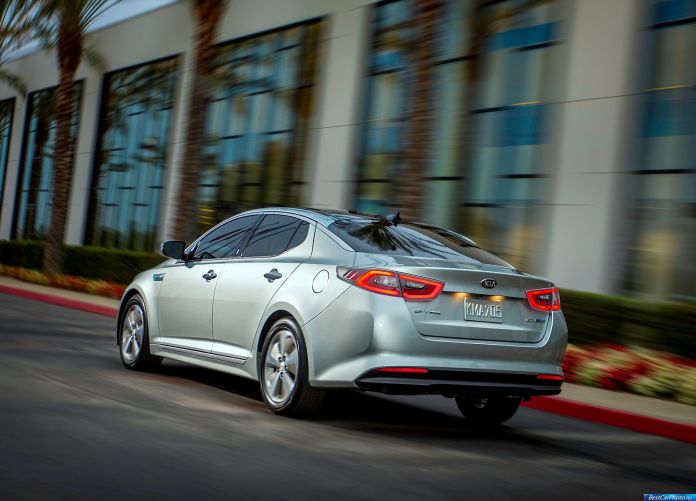 2014 Kia Optima Hybrid - фотография 8 из 13