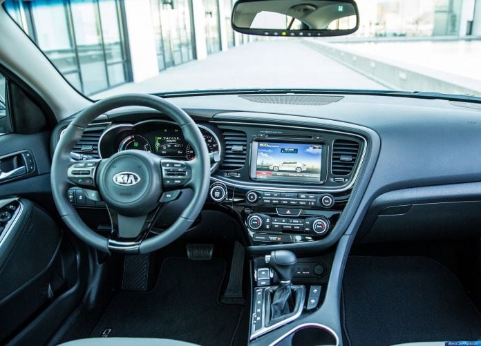 2014 Kia Optima Hybrid - фотография 10 из 13