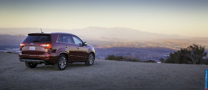 2014 Kia Sorento - фотография 4 из 21