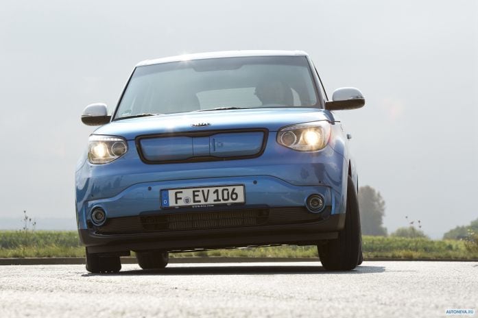 2015 Kia Soul EV - фотография 4 из 39