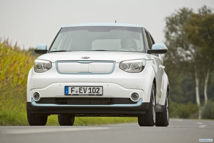 2015 Kia Soul EV - фотография 5 из 39