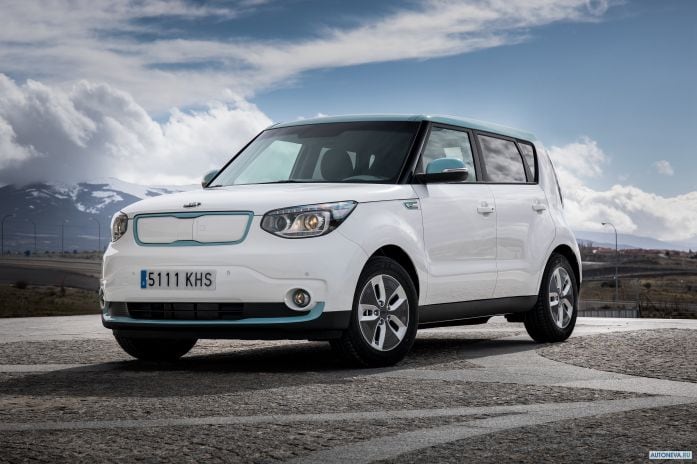 2015 Kia Soul EV - фотография 10 из 39