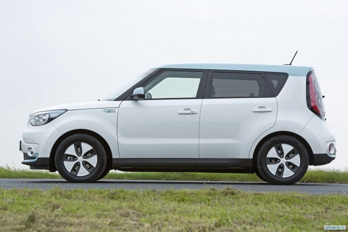 2015 Kia Soul EV - фотография 21 из 39