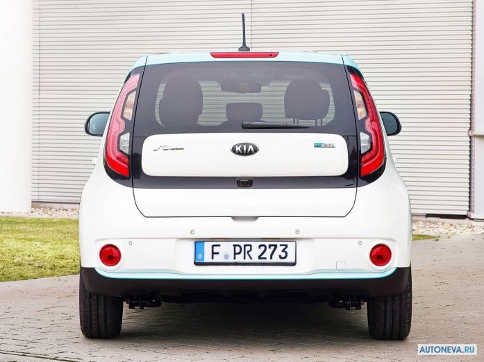 2015 Kia Soul EV - фотография 28 из 39