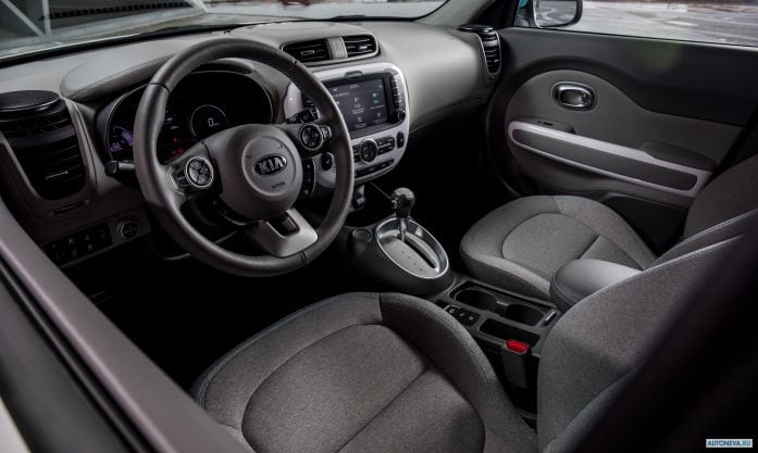 2015 Kia Soul EV - фотография 32 из 39