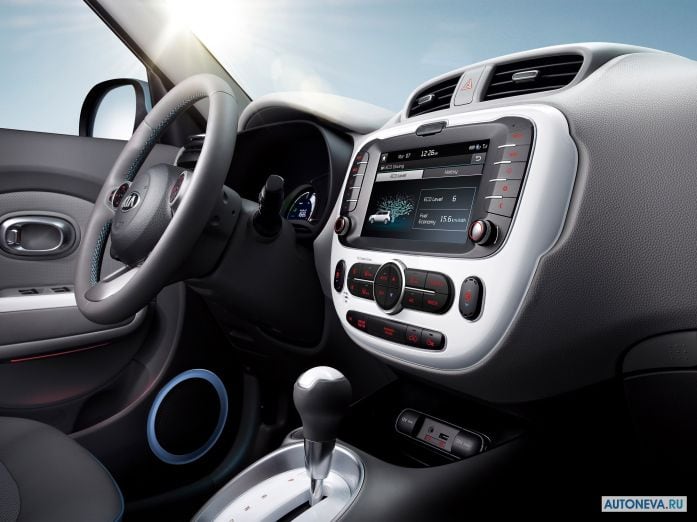 2015 Kia Soul EV - фотография 34 из 39