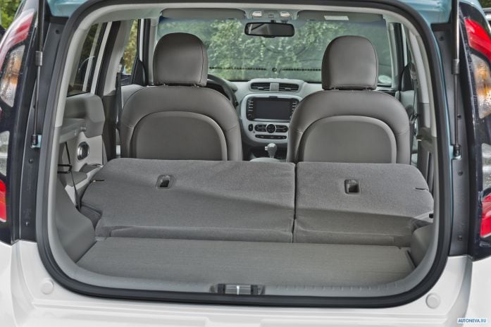 2015 Kia Soul EV - фотография 35 из 39