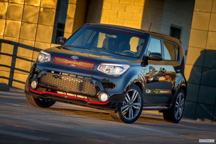 2014 Kia Soul Red Zone - фотография 2 из 7