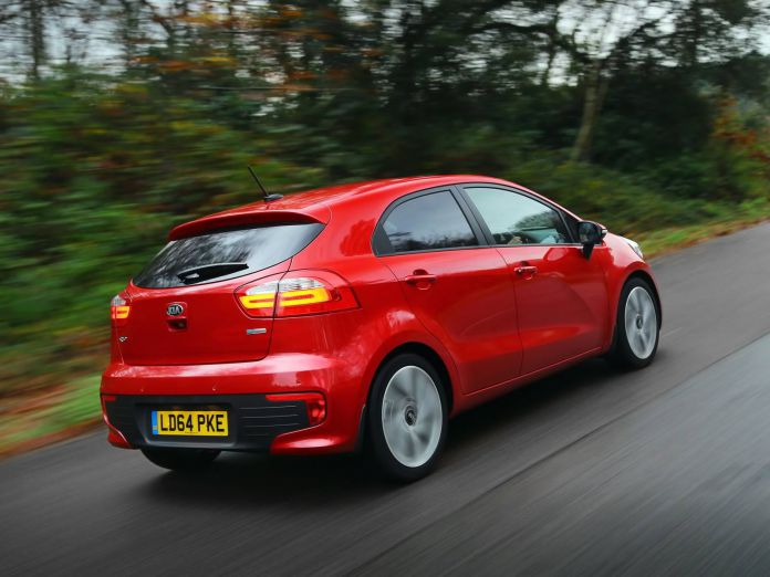 2015 Kia Rio Hatchback - фотография 4 из 47