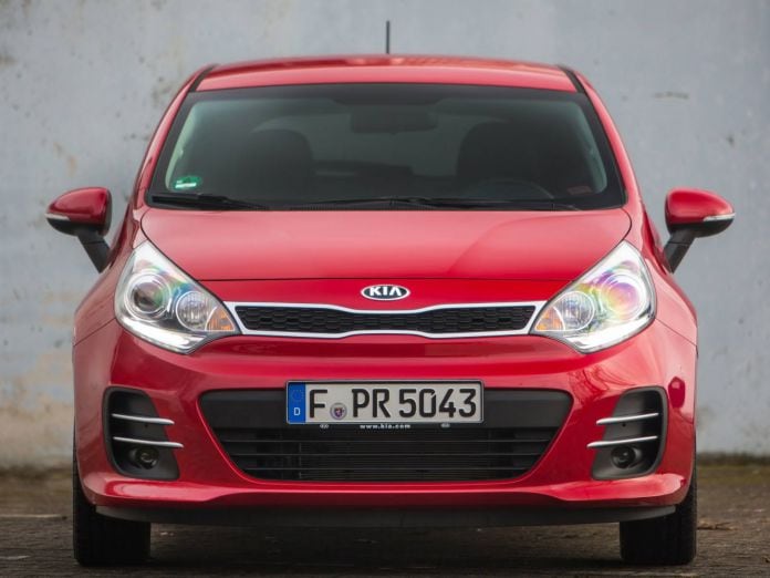 2015 Kia Rio Hatchback - фотография 16 из 47