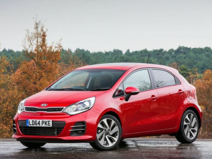 2015 Kia Rio Hatchback - фотография 19 из 47