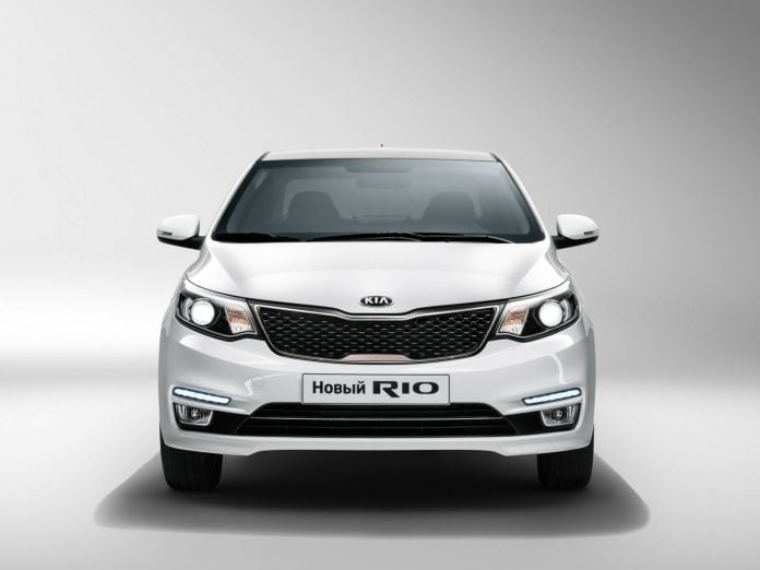 2015 Kia Rio Hatchback - фотография 28 из 47