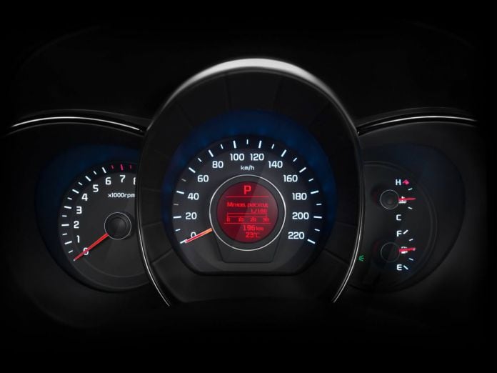 2015 Kia Rio Hatchback - фотография 42 из 47
