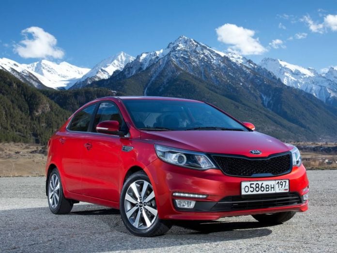 2015 KIA Rio Sedan - фотография 11 из 20