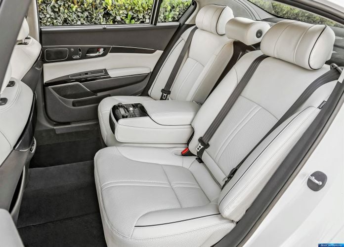 2015 Kia K900 - фотография 44 из 56