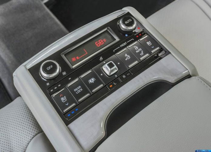 2015 Kia K900 - фотография 47 из 56