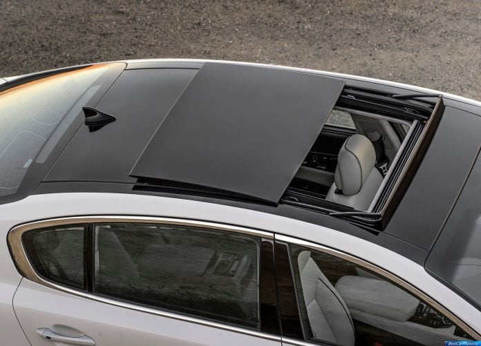 2015 Kia K900 - фотография 52 из 56