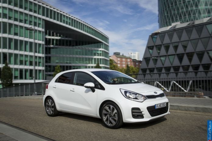 2015 Kia Rio - фотография 5 из 24