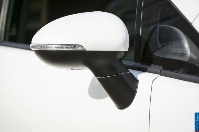 2015 Kia Rio - фотография 21 из 24
