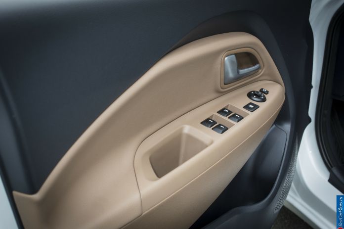 2015 Kia Rio - фотография 23 из 24