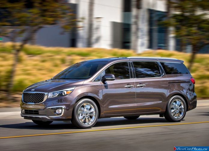 2015 Kia Sedona - фотография 6 из 30