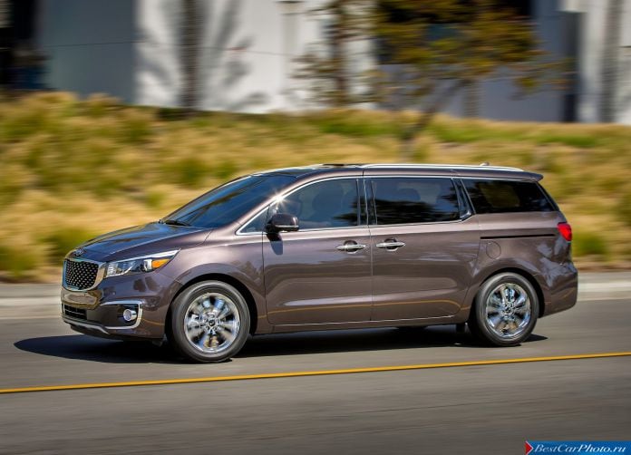 2015 Kia Sedona - фотография 9 из 30