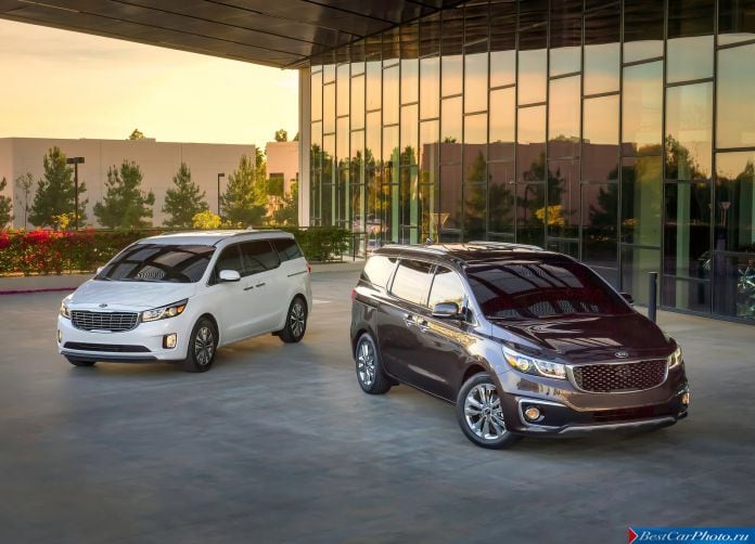 2015 Kia Sedona - фотография 15 из 30