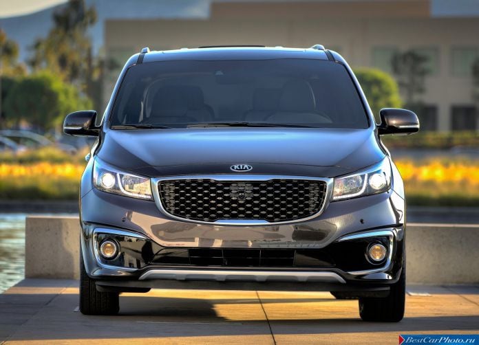 2015 Kia Sedona - фотография 16 из 30