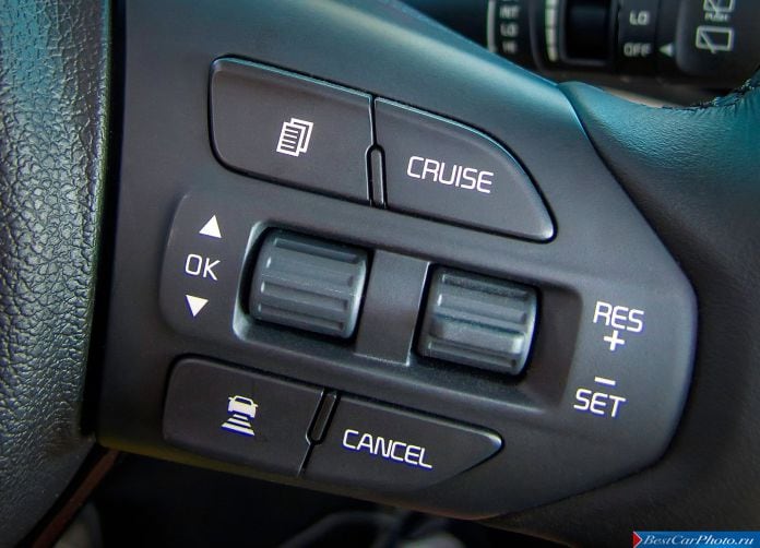 2015 Kia Sedona - фотография 25 из 30