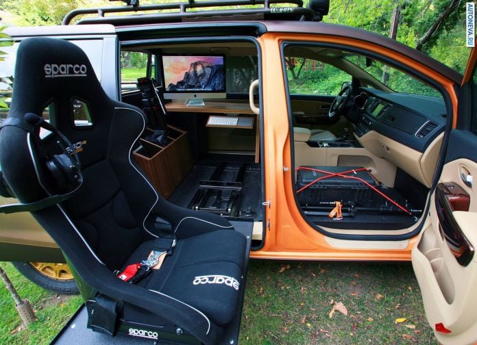 2015 Kia Sedona Photo Safari Concept - фотография 8 из 17
