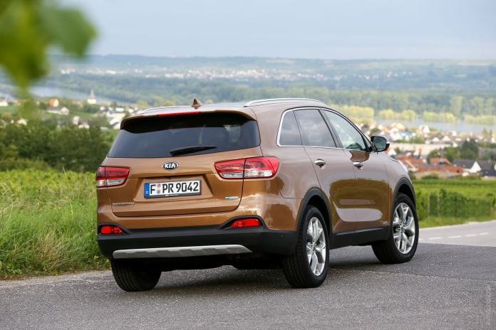 2015 Kia Sorento - фотография 2 из 69