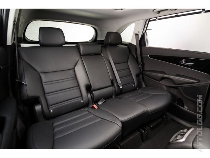 2015 Kia Sorento - фотография 35 из 69