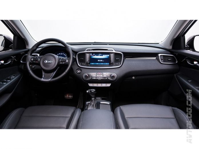 2015 Kia Sorento - фотография 37 из 69