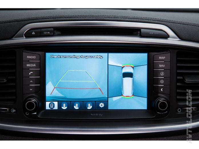 2015 Kia Sorento - фотография 38 из 69