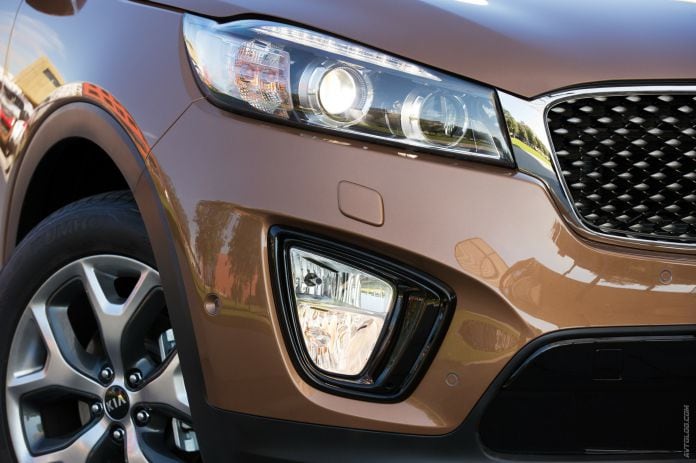 2015 Kia Sorento - фотография 40 из 69